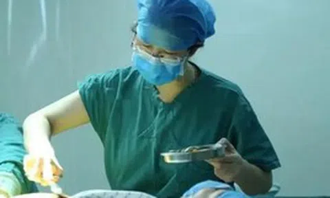 Sản phụ ho nhẹ 1 tiếng, cả bệnh viện bước vào trạng thái báo động cấp cứu cao nhất