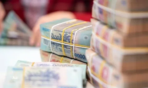 NHNN yêu cầu kiểm tra ngân hàng tăng lãi suất huy động trái chỉ đạo