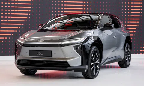 Doanh số Toyota toàn cầu giảm tháng thứ ba liên tiếp