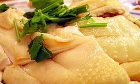 5 bộ phận của con gà rẻ mấy cũng không nên mua về ăn, càng nguy hiểm nếu trong nhà có người già, trẻ nhỏ