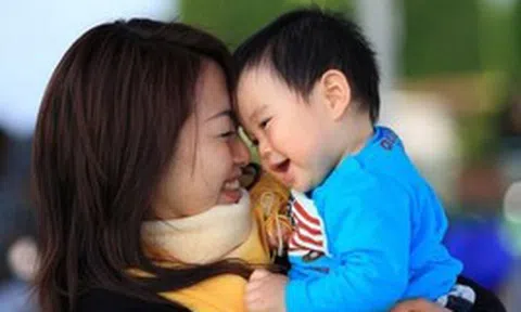 Chỉ cần nhìn vào 4 biểu hiện này là biết con có yêu thương bố mẹ hay không!
