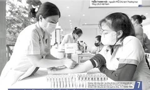 Báo in ngày 1-6: Chính thức bán xăng E10 toàn quốc