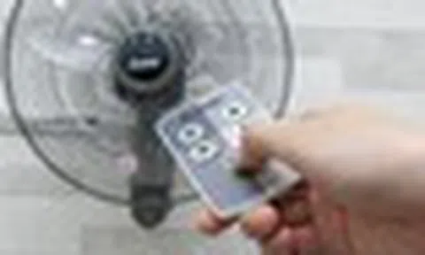 Rút phích cắm khi quạt vẫn đang chạy có sao không? Giật mình biết đáp án