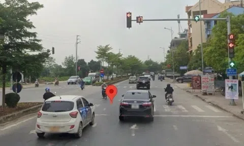 Cục CSGT nói lý do không được quay đầu xe khi đèn rẽ trái chuyển đỏ