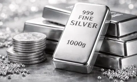 Giá bạc hôm nay (1/6): Tăng, giảm trái chiều