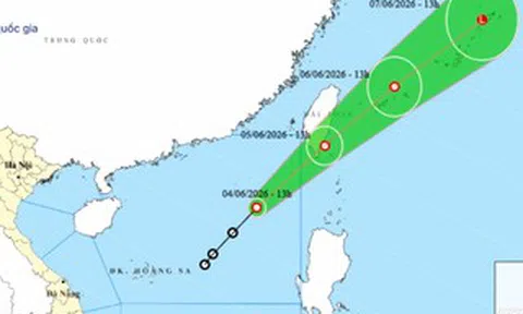 Ảnh hưởng của áp thấp nhiệt đới đầu tiên trên Biển Đông, cảnh báo về vùng nguy hiểm?