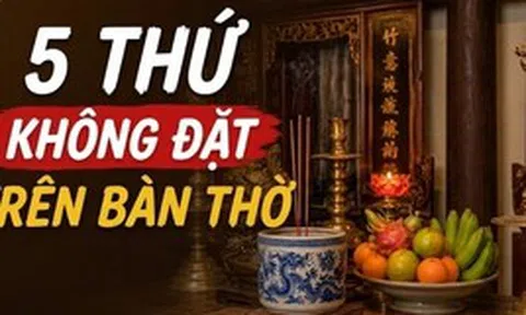 5 thứ không được đặt trên bàn thờ