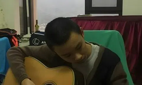 Phát hiện phó giáo sư 23 tuổi có bằng cấp cao nhất là trung học cơ sở vẫn đứng giảng tại Đại học Bắc Kinh