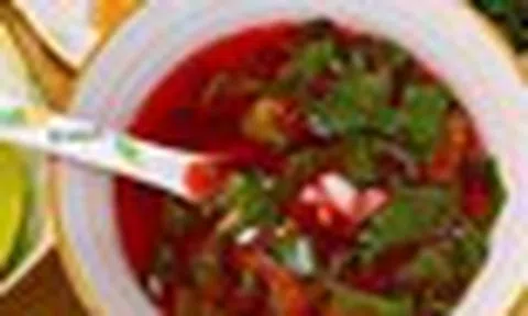 Việt Nam có loại "rau trường thọ": Vài nghìn cả mớ nhưng cực giàu protein, sắt, canxi, chất chống ung thư