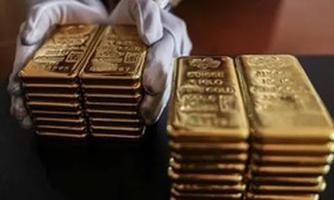 Các quỹ ETF Châu Âu nắm giữ lượng vàng kỷ lục, điều gì đang xảy ra?