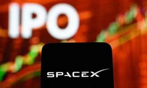 Đến cả nhân viên căng tin SpaceX cũng có thể thành triệu phú USD nhờ một chính sách đặc biệt