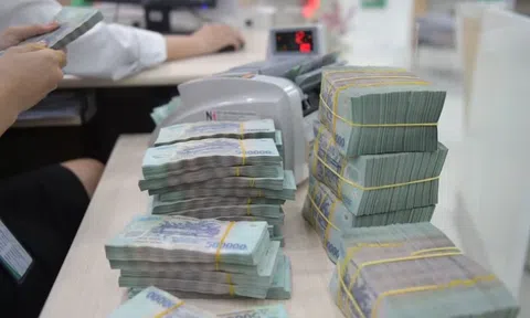 Lý do ngân hàng tăng mạnh lãi suất huy động