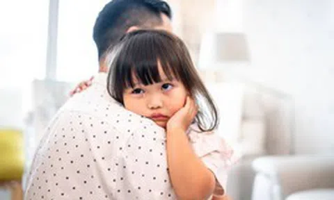 Nghiên cứu chỉ rõ: Muốn biết 1 gia đình về sau có nghèo khổ dần không, cứ nhìn 3 điều này