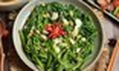 Đây là 5 loại rau đang ngon nhất mùa hè bán đầy chợ Việt: Tươi, mọng nước, giá rẻ lại giàu dinh dưỡng
