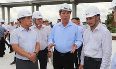 Đèo Cả thi công công trình phức tạp bậc nhất ĐBSCL, Bộ trưởng: “Đây là niềm tự hào của ngành xây dựng VN”