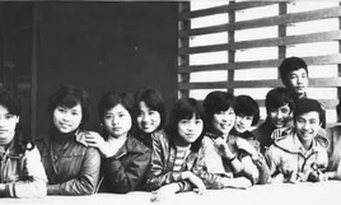 Nam sinh lớp Toán trường Chu Văn An đi thi Học sinh giỏi Quốc gia môn Văn, viết liền 24 trang, giành giải Nhất với số điểm tuyệt đối 10/10