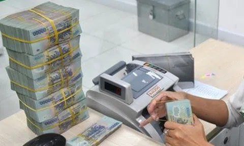 Chấn chỉnh việc tăng lãi suất huy động