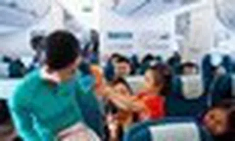 Gia đình có trẻ em cần chú ý: Quy định mới khi mua vé máy bay của Vietnam Airlines