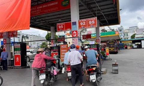 Xăng E5 bỗng đắt hàng, đề xuất kéo dài thời gian lưu thông