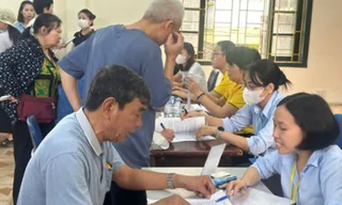 Hơn 20.000 người có nguy cơ gián đoạn nhận lương hưu tháng 7