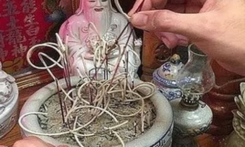 3 lỗi nhiều gia đình mắc khi thắp hương