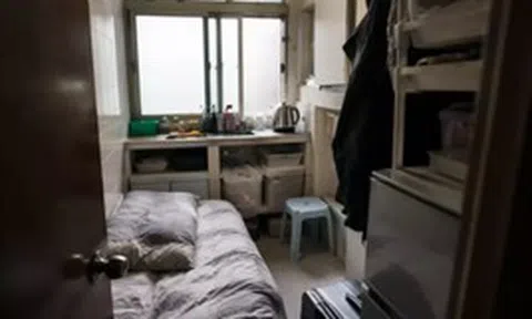 Một người đàn ông tử vong sau 2 năm sống trong phòng trọ vốn là căn bếp được cải tạo lại: Lý do không ngờ