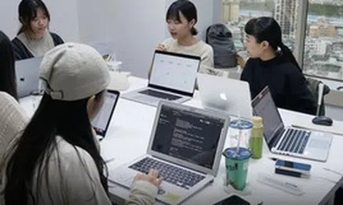 5 “luật ngầm” trong giao tiếp, ai đi làm cũng cần biết: Đừng tự biến mình thành kẻ vô duyên