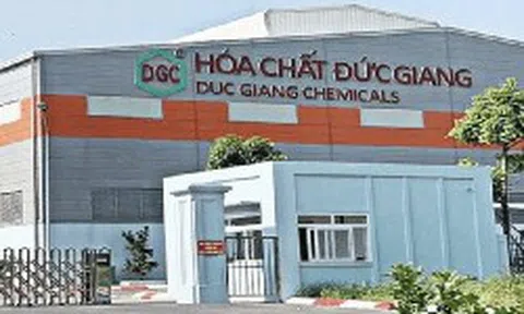 Hóa chất Đức Giang công bố BCTC kiểm toán 2025: Lợi nhuận giảm hàng chục tỷ, hai vấn đề ngoại trừ đáng lưu ý