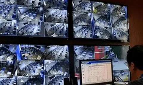 Nam sinh điểm cao vẫn trượt đại học, bạn điểm thấp hơn lại đỗ, nhà trường thông báo: "Không tìm thấy hồ sơ của em"