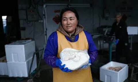 "Khoe" buồng gan ngỗng nặng 2,9 kg, nông dân Trung Quốc hé lộ cách khiến sản phẩm của Pháp bị lấn áp