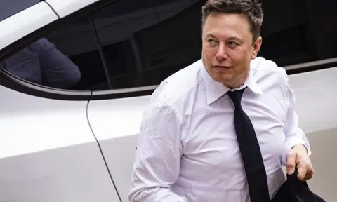 Elon Musk mất vị trí tỷ phú nghìn tỷ USD