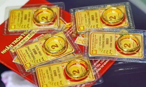 Tôi giữ vàng suốt 10 năm, nhưng đến lúc cần tiền lại không muốn bán