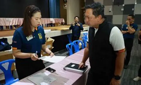 Hy hữu: Người đàn ông 57 tuổi mạo danh thí sinh 28 tuổi đi thi, khai do hóa trị ung thư nên mới nhìn trông già hơn tuổi