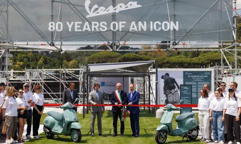 Vespa Roma 2026 quy tụ 25.000 xe, ra mắt phiên bản giới hạn toàn cầu