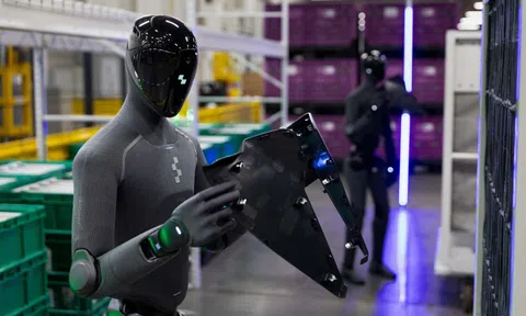 BMW đưa robot hình người làm việc tại nhà máy ở Mỹ