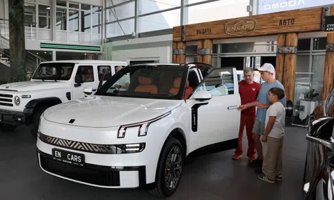 Người Nga chuyển sang sử dụng xe điện Trung Quốc?