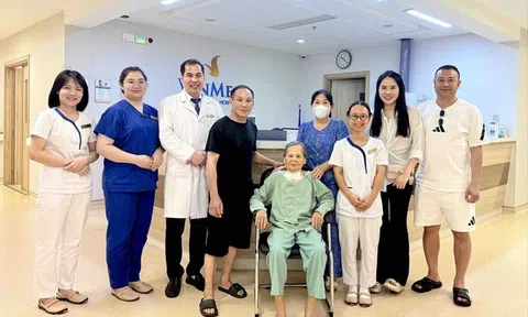 Vinmec Hạ Long giải cứu cụ bà 88 tuổi bị khối u giáp khổng lồ chèn ép đường thở suốt 18 năm