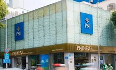 Hơn nghìn tỷ 'cứu' cổ phiếu PNJ