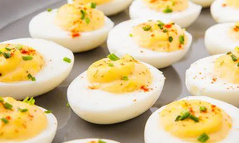 Thương cháu gầy, bà nội làm món trứng "lạ" khiến bé 5 tuổi nguy kịch