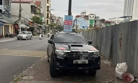 Đỗ ôtô ở vỉa hè sao cho đúng luật?