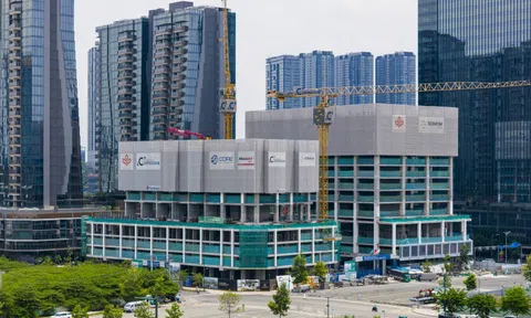 Nghịch lý căn hộ cũ giảm giá sâu, hàng mới mở bán vẫn đắt đỏ