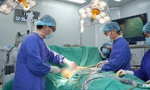 Vinmec Hải Phòng “hồi sinh” lồng ngực bị lõm cho cậu bé 13 tuổi bằng ca phẫu thuật tạo hình phức tạp