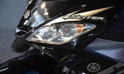 Ngắm Yamaha Exciter đời đầu - 20 năm tuổi, máy 135 cc, côn tự động