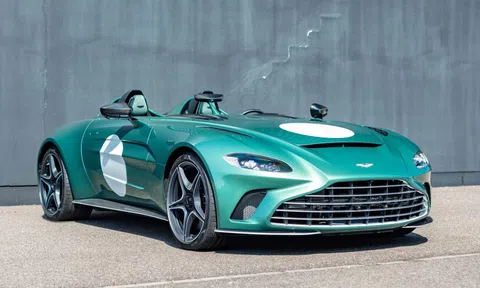 Aston Martin 'đấu tranh' để giữ lại động cơ V12