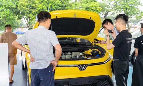 Người Việt tăng mua ôtô