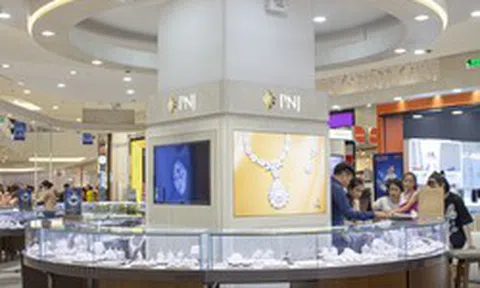 PNJ bảo lãnh tín dụng cho 2 công ty con