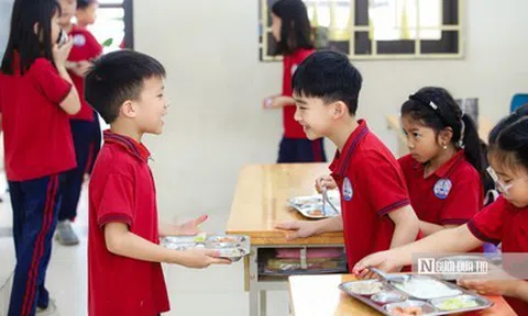 Hà Nội "chốt" tăng mức hỗ trợ bữa ăn bán trú cho 6 nhóm học sinh