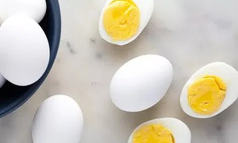 Ăn trứng mỗi ngày, người phụ nữ 54 tuổi nhận "tin vui" sau một năm