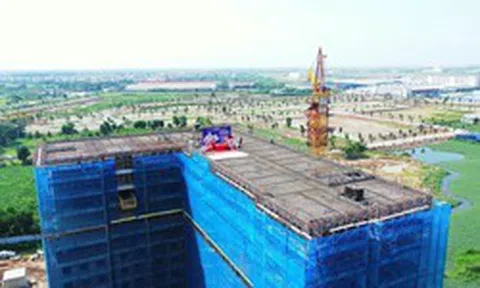 Hòa Phát cất nóc công trình hơn 800 căn nhà ở xã hội tại Hưng Yên