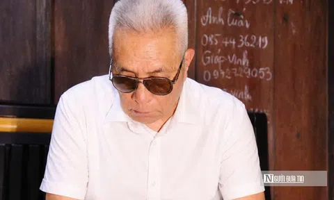 "Đó cũng là lần cuối cùng tôi nhìn thấy ánh sáng"